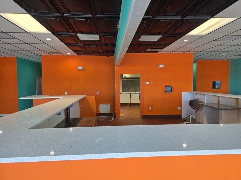 Primary Photo Of 4201 62nd Ave N, Pinellas Park Office For Lease