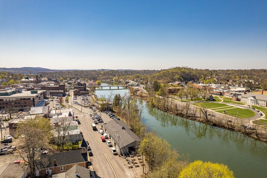 More Photos Of 201 Water St, Catskill Winery Vineyard For Sale