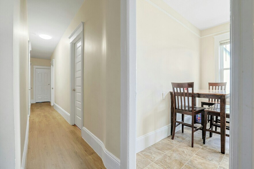 More Photos Of 3 Linden Pl, Tarrytown Apartments For Sale