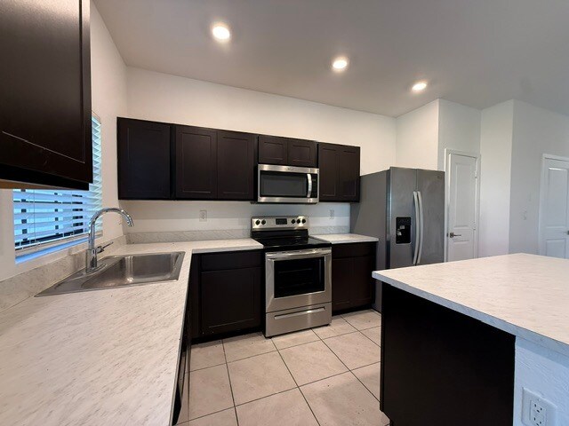 More Photos Of 716-731 SW 12th St, Homestead Apartments For Sale