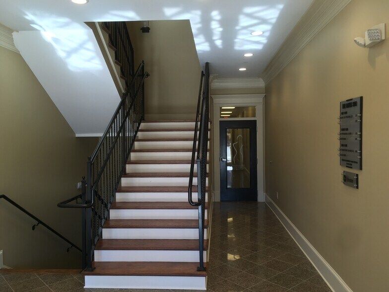 More Photos Of 3180 N Point Pky, Alpharetta Medical For Lease