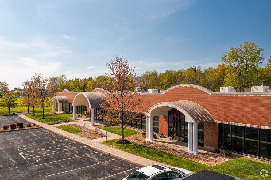 More Photos Of 4600 Executive Center Pky, Saint Peters Office For Lease