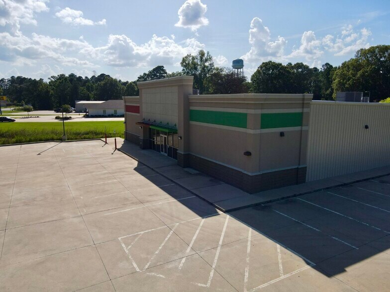 More Photos Of 1045 Highway 107, Center Point Freestanding For Sale