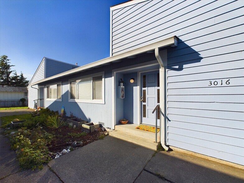 More Photos Of 3002-3016 Smith Ln, Fortuna Apartments For Sale