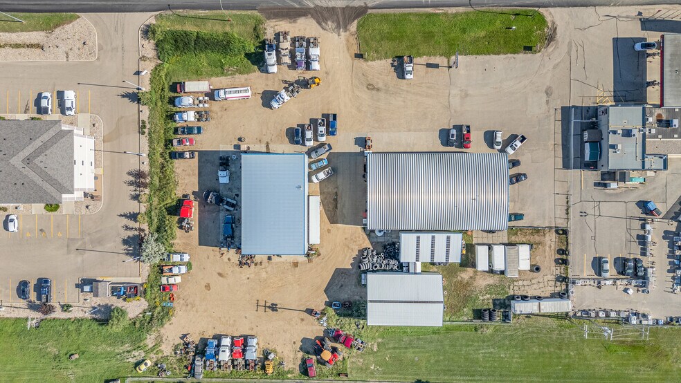 More Photos Of 505 1 Ave W, Assiniboia Auto Repair For Sale