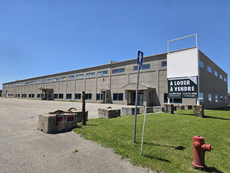 Primary Photo Of 80 Rue Stinson, Montréal Warehouse For Sale