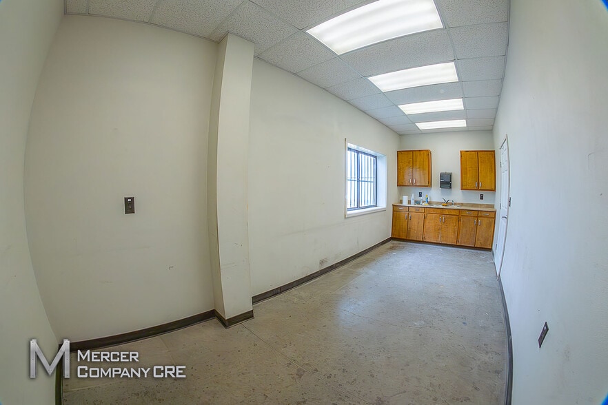 More Photos Of 340 S Eckroat St, Oklahoma City Unknown For Lease