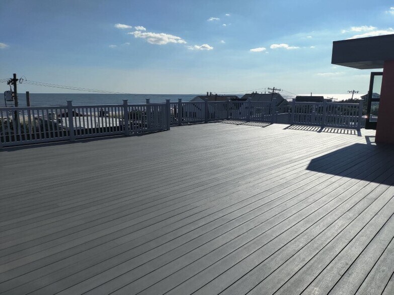 More Photos Of 177 Ocean Walk, Cherry Grove Restaurant For Lease