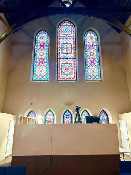 More Photos Of 1 N Fulton Ave, Baltimore Religious Facility For Lease