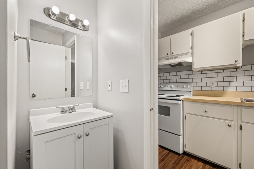 More Photos Of 25 Oakdale Ave, Akron Apartments For Sale