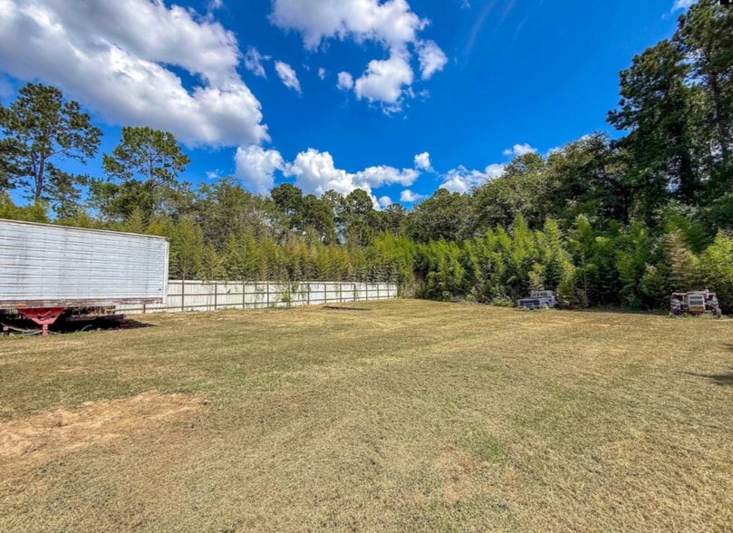 More Photos Of 6901 Edmund Hwy, Lexington Service For Sale