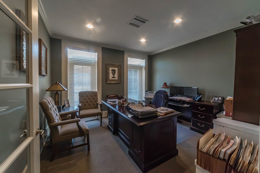 More Photos Of 1414 25th Ave, Gulfport Medical For Lease