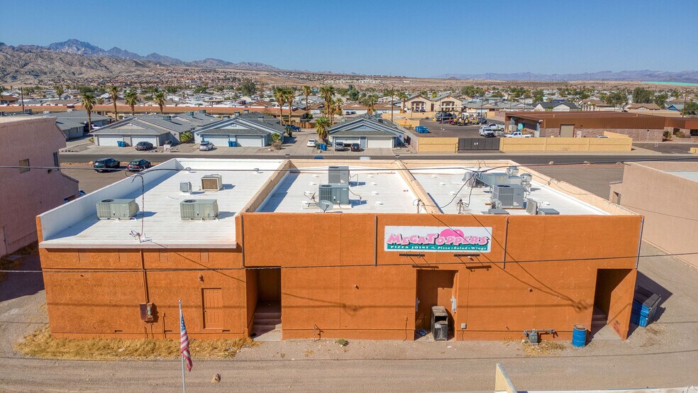 More Photos Of 832 Gemstone Ave, Bullhead City Restaurant For Sale