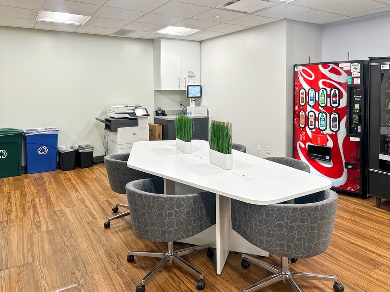 More Photos Of 100 Pearl St, Hartford Coworking Space