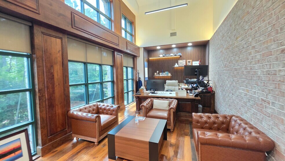 More Photos Of 5825 Medlock Bridge Pky, Johns Creek Loft Creative Space For Sale