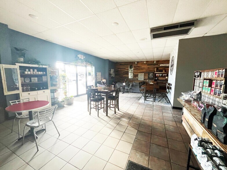 More Photos Of 704 E C St, Valentine Restaurant For Sale