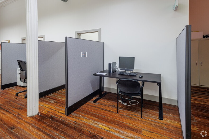 More Photos Of 307 W Baltimore St, Baltimore Loft Creative Space For Lease