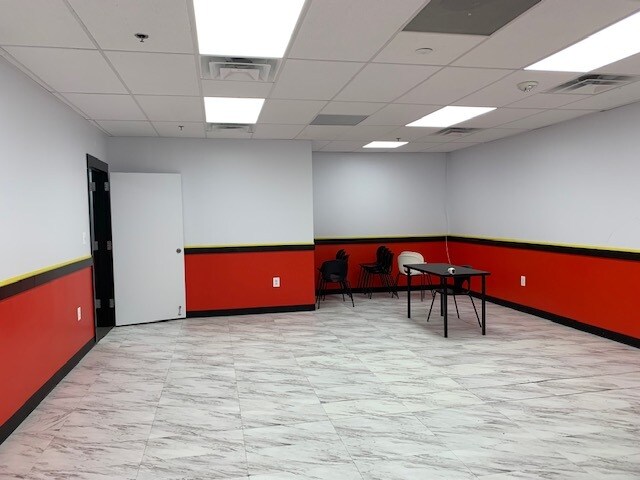 More Photos Of 12800 Middlebrook Rd, Germantown Office For Sale