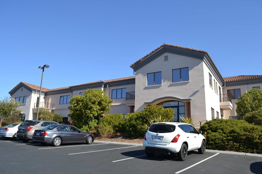 More Photos Of 19 Upper Ragsdale Dr, Monterey Office For Lease