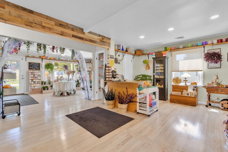 More Photos Of 1103 Route 82, East Fishkill General Retail For Sale