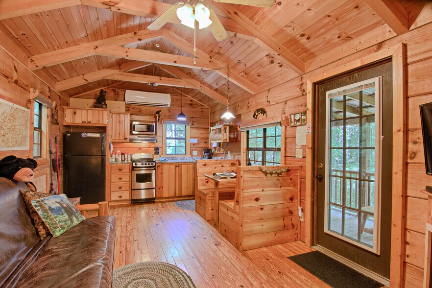 More Photos Of 5830 NC 209 Hwy, Hot Springs Specialty For Sale