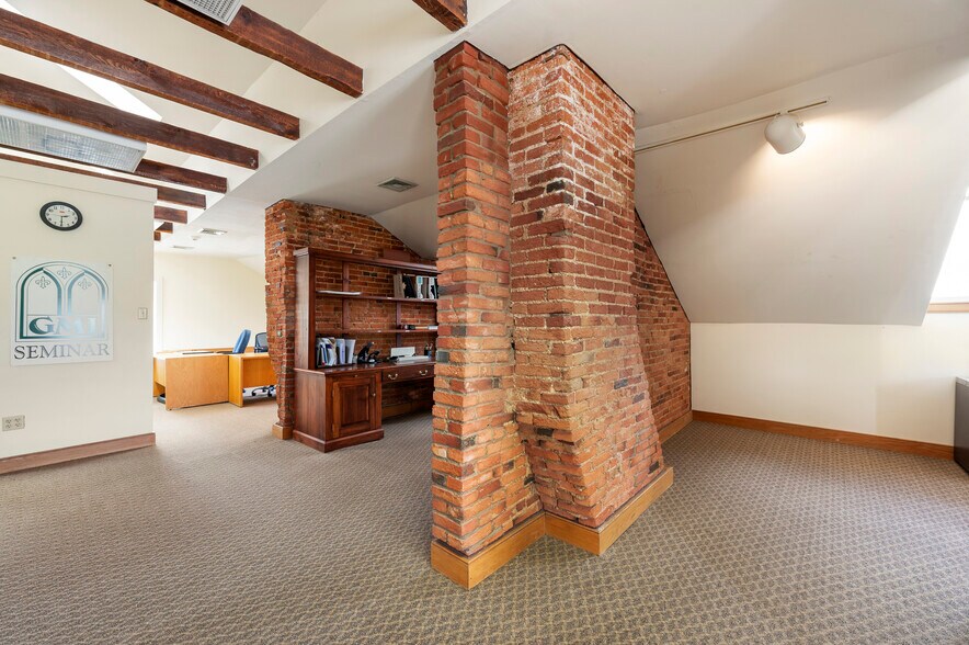 More Photos Of 99 Starr St, Phoenixville Office For Sale