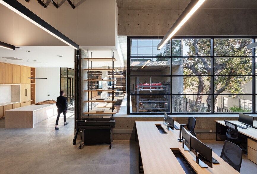 More Photos Of 743 Seward St, Los Angeles Office For Lease