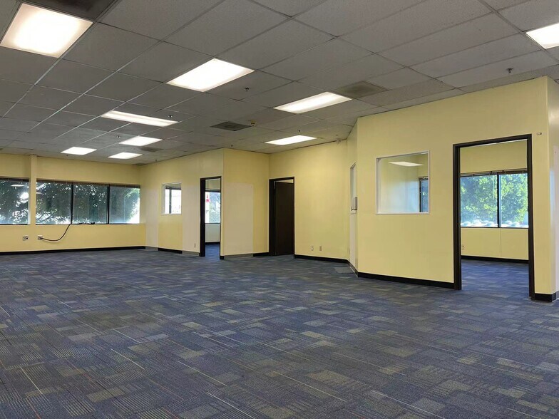 More Photos Of 20 E Foothill Blvd, Arcadia Office For Sale