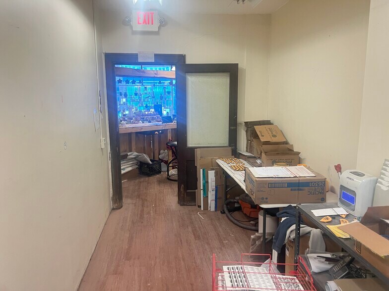 More Photos Of 309 E Main St, Carnegie Storefront Retail Residential For Lease