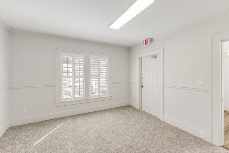 More Photos Of 138 E Gore St, Orlando Medical For Sale