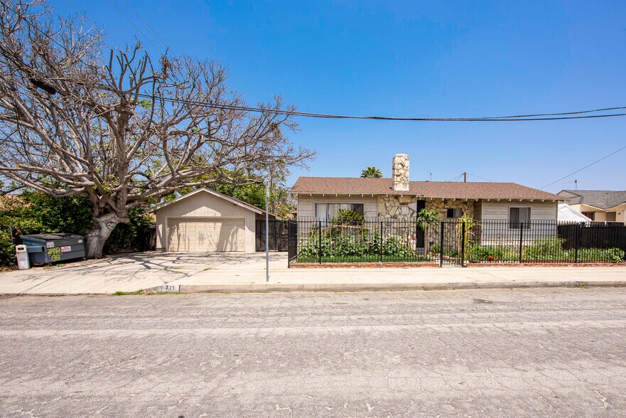 More Photos Of 737 E Central Ave, San Gabriel Storefront Retail Residential For Sale