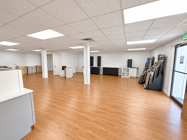 More Photos Of 1205 Crain Hwy N, Glen Burnie Storefront Retail Office For Sale