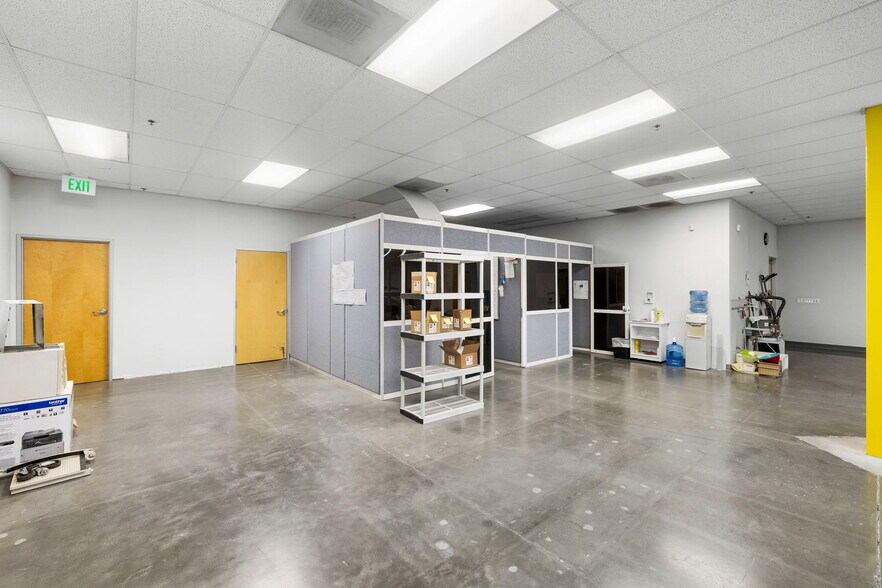 More Photos Of 6690 Doolittle Ave, Riverside Warehouse For Sale