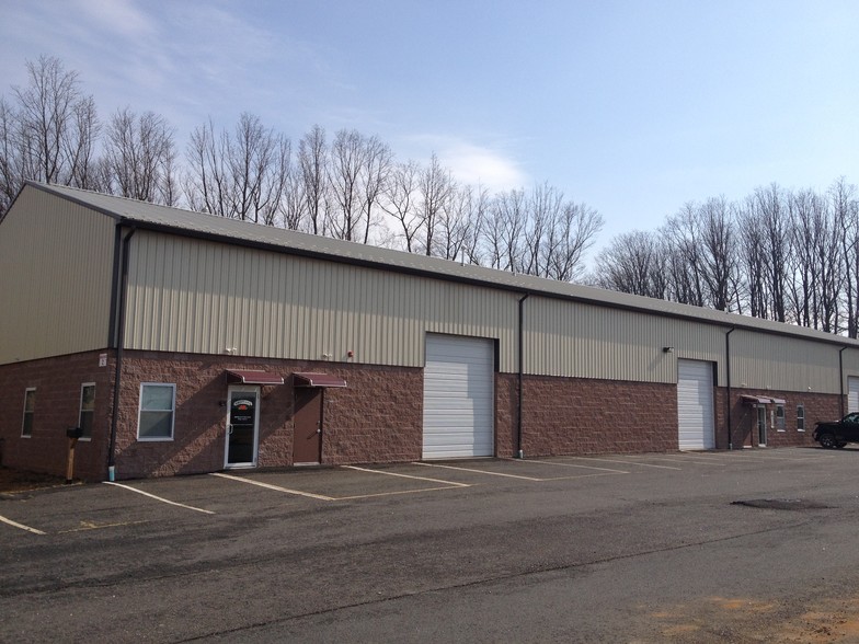 Primary Photo Of 242 Possum Hollow Rd, Monroe Township Warehouse For Lease