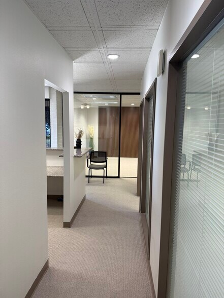 More Photos Of 23191-23193 La Cadena Dr, Laguna Hills Office For Sale