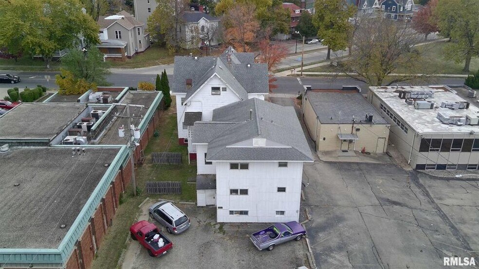 More Photos Of 1209 North St, Peoria Apartments For Sale