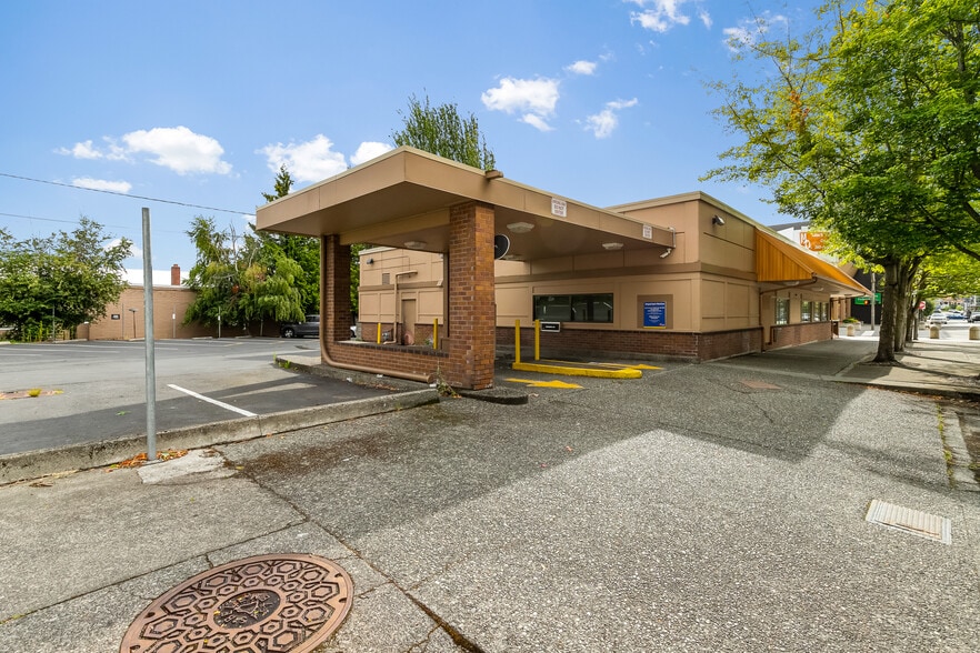 Primary Photo Of 1501 Cornwall Ave, Bellingham Bank For Sale