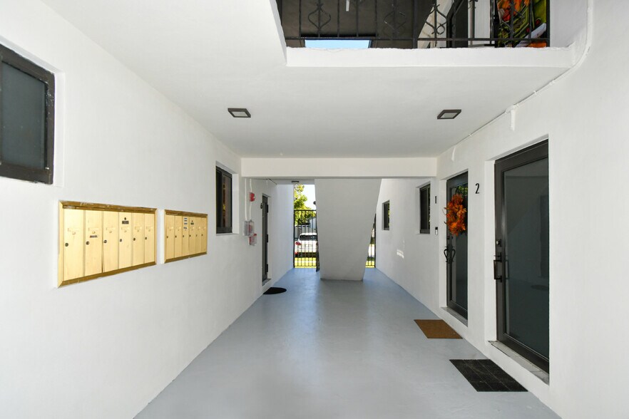 More Photos Of 17150 NE 23rd Ave, North Miami Beach Apartments For Sale
