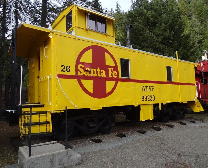 More Photos Of 100 Railroad Park Rd, Dunsmuir Hotel For Sale