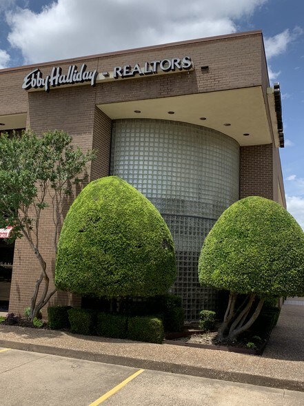 More Photos Of 515 N Cedar Ridge Dr, Duncanville Office For Lease