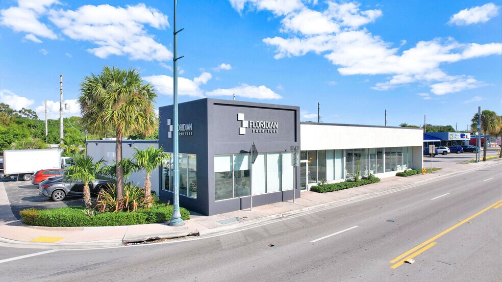 More Photos Of 4795-4797 SW 8th St, Miami Freestanding For Sale