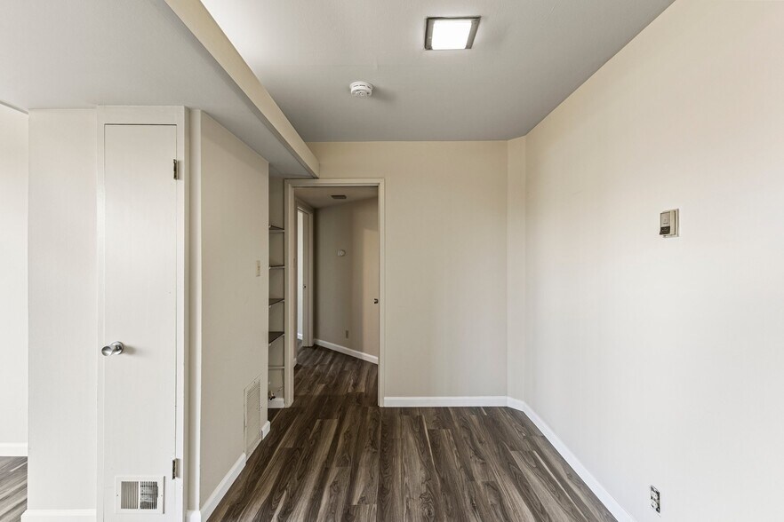 More Photos Of 55 El Camino Real, Burlingame Apartments For Sale