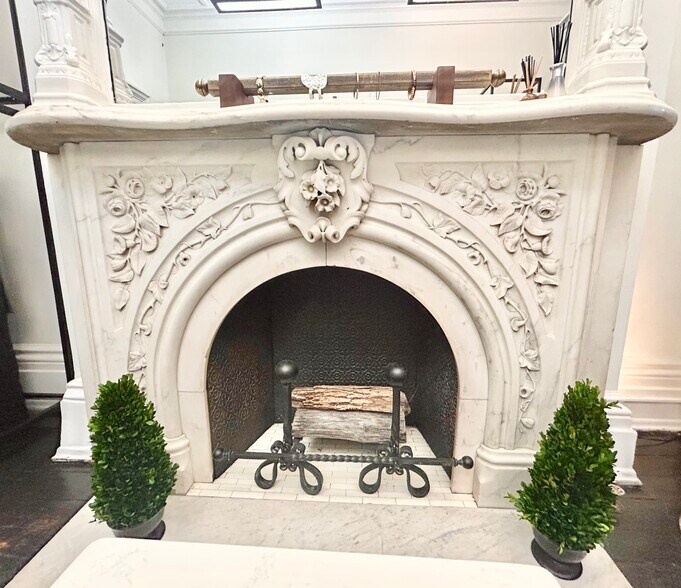 More Photos Of 825 N Charles St, Baltimore Apartments For Sale