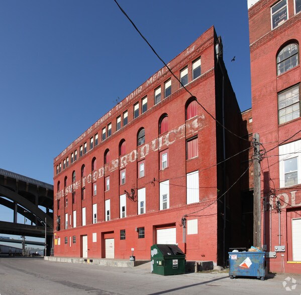 More Photos Of 1200 W 12th St, Kansas City Warehouse For Sale