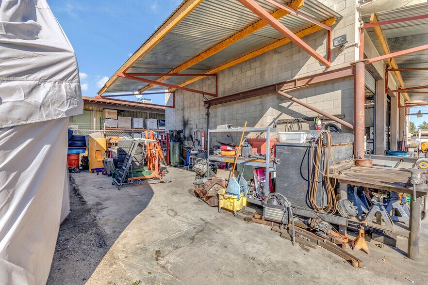 More Photos Of 68361 Kieley Rd, Cathedral City Service For Sale