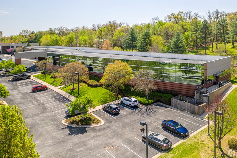 More Photos Of 5506 Walsh Ln, Rogers Office For Lease