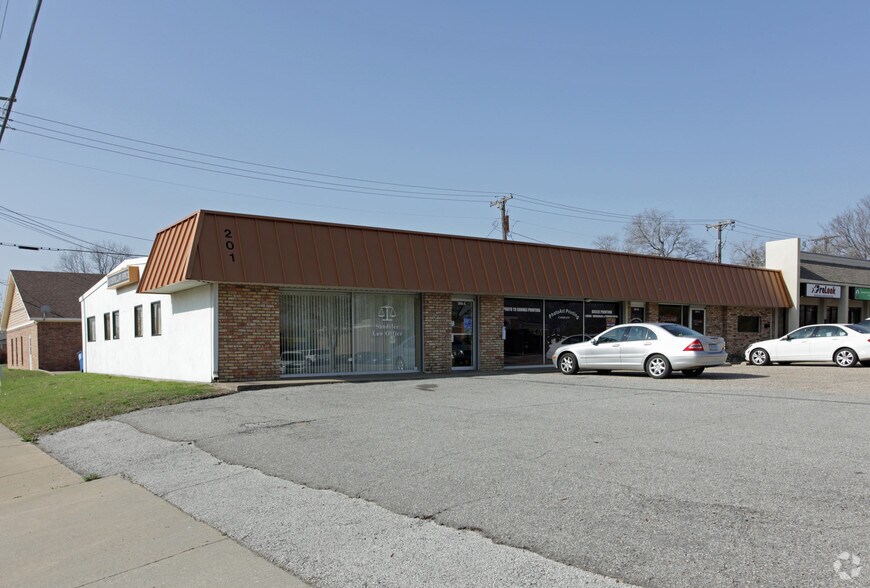 Primary Photo Of 201 W Main St, Allen General Retail For Lease