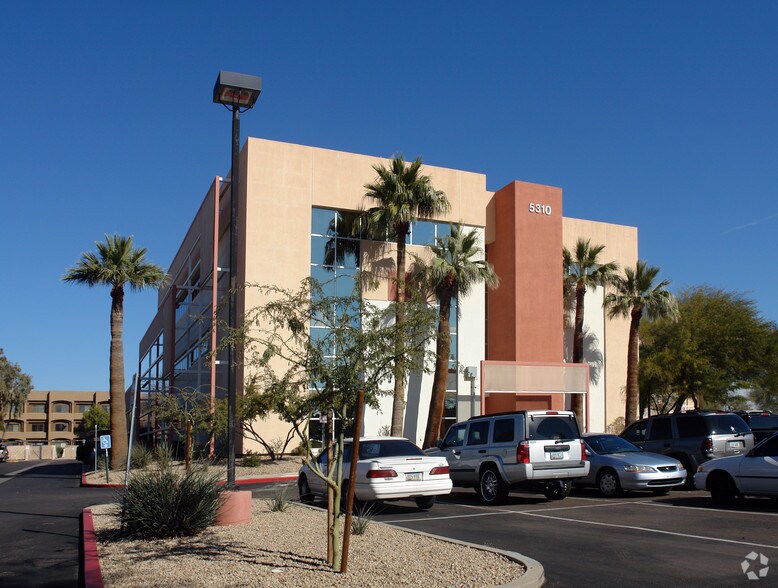 More Photos Of 5310 W Thunderbird Rd, Glendale Unknown For Lease