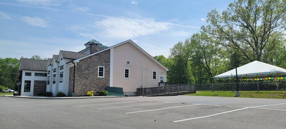 More Photos Of 2578 Route 55, Poughquag Restaurant For Sale