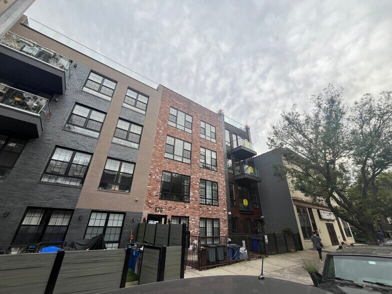 Primary Photo Of 670 Halsey St, Brooklyn Apartments For Sale